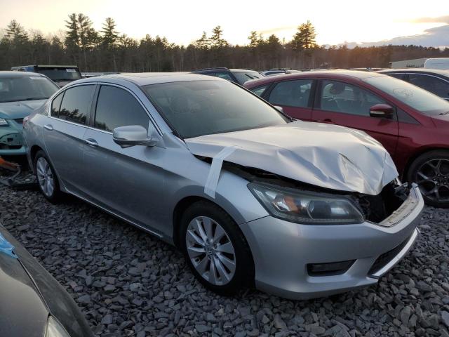 1HGCR2F76FA036508 - 2015 HONDA ACCORD EX SILVER photo 4