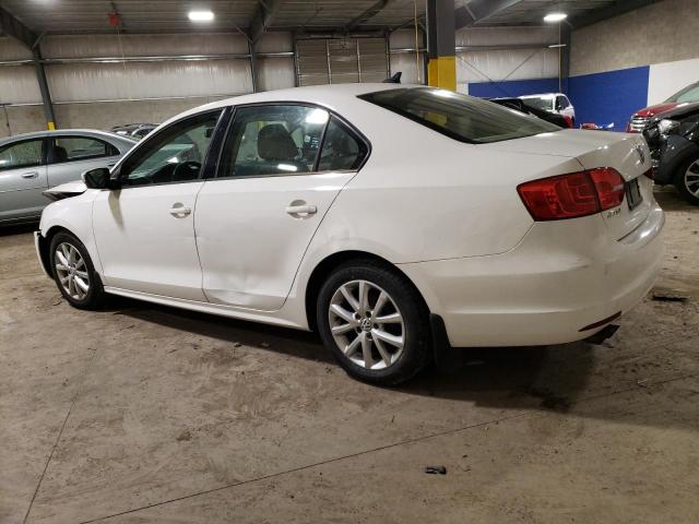 3VWDZ7AJ0BM388268 - 2011 VOLKSWAGEN JETTA SE WHITE photo 2