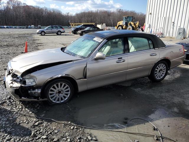 1LNHM82W33Y622326 - 2003 LINCOLN TOWN CAR SIGNATURE TAN photo 1