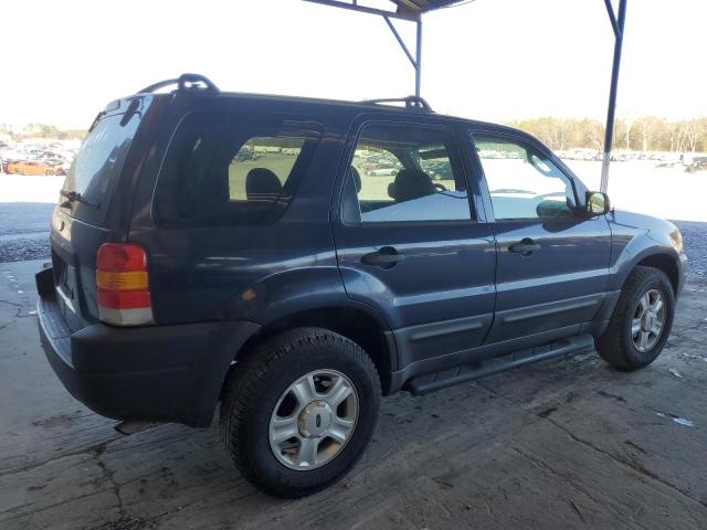 1FMYU03133KA72665 - 2003 FORD ESCAPE XLT BLUE photo 3