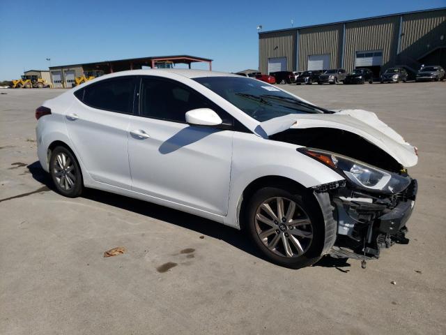 5NPDH4AE3FH634247 - 2015 HYUNDAI ELANTRA SE WHITE photo 4