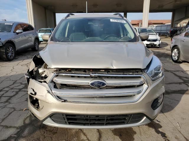 1FMCU0HD6JUD27940 - 2018 FORD ESCAPE SEL BEIGE photo 5