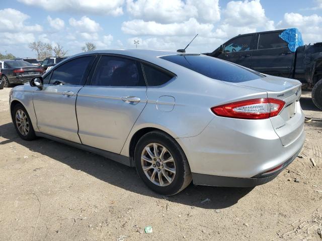 1FA6P0G79F5109468 - 2015 FORD FUSION S SILVER photo 2