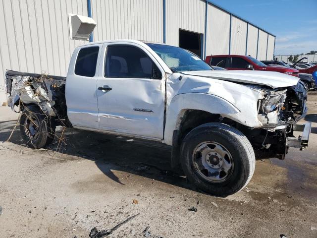 5TETU62N95Z056197 - 2005 TOYOTA TACOMA PRERUNNER ACCESS CAB WHITE photo 4