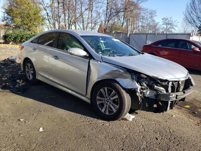 5NPEB4AC2EH850500 - 2014 HYUNDAI SONATA GLS SILVER photo 4