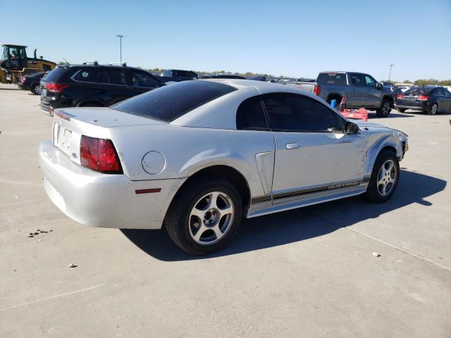 1FAFP40462F230793 - 2002 FORD MUSTANG SILVER photo 3