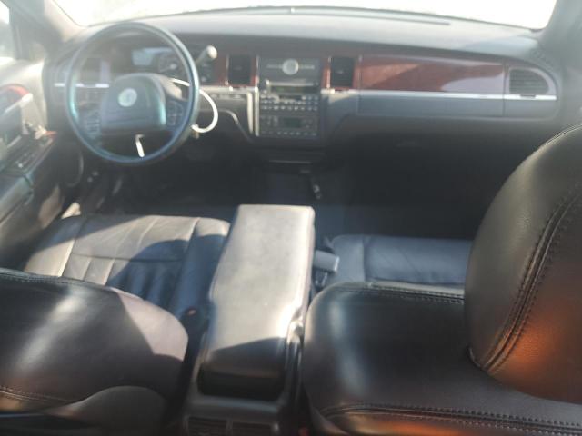 1LNHM81W64Y688534 - 2004 LINCOLN TOWN CAR EXECUTIVE BLACK photo 8