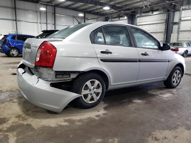 KMHCM46C99U303869 - 2009 HYUNDAI ACCENT GLS SILVER photo 3