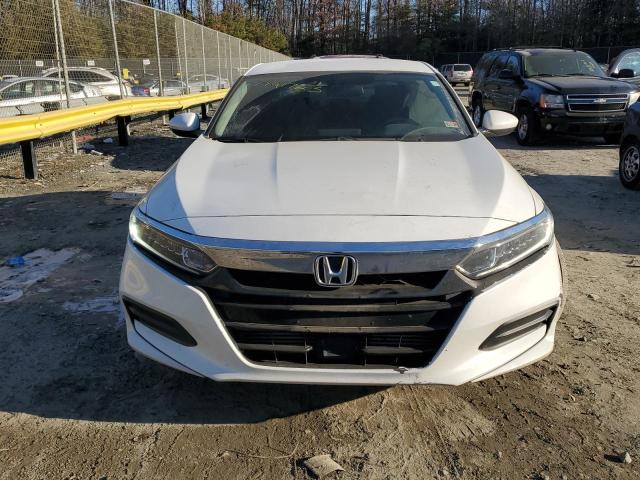 1HGCV1F18KA172876 - 2019 HONDA ACCORD LX WHITE photo 5