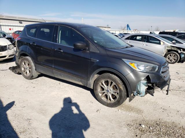 1FMCU9G99HUA51619 - 2017 FORD ESCAPE SE GRAY photo 4