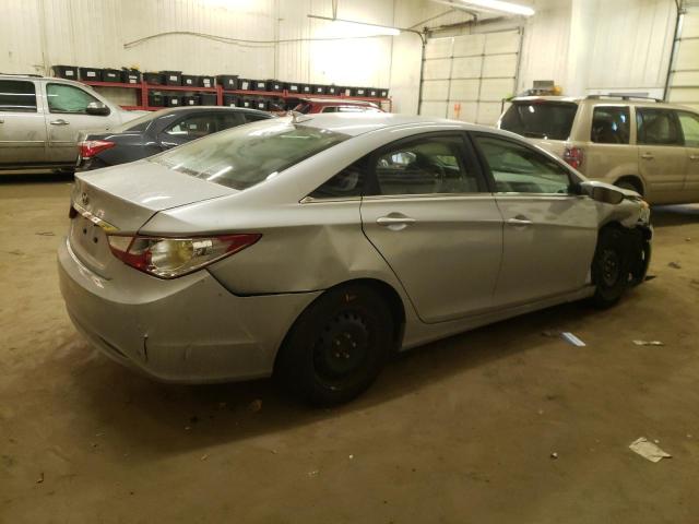 5NPEB4AC2CH443614 - 2012 HYUNDAI SONATA GLS SILVER photo 3