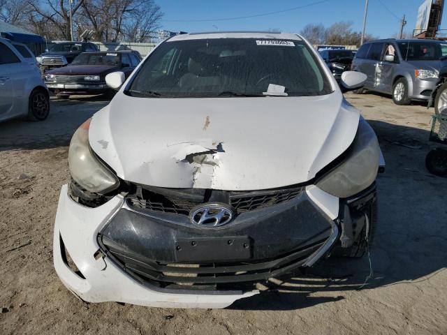 KMHDH6AE4DU008068 - 2013 HYUNDAI ELANTRA CO GS WHITE photo 5