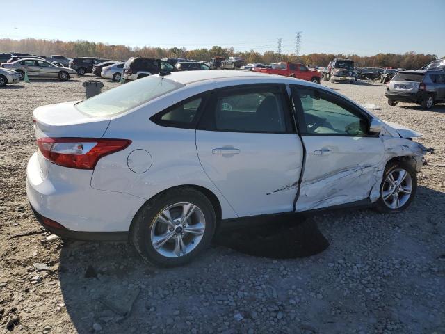 1FADP3F28DL305635 - 2013 FORD FOCUS SE WHITE photo 3