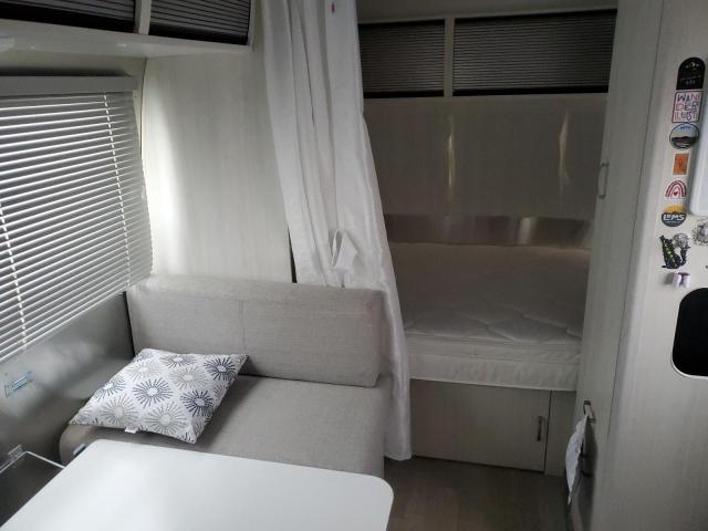 1STCMAD16MJ558060 - 2021 AIRSTREAM CAMPER SILVER photo 5