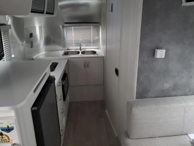 1STCMAD16MJ558060 - 2021 AIRSTREAM CAMPER SILVER photo 6