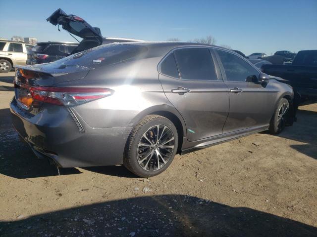 4T1B11HK3JU049071 - 2018 TOYOTA CAMRY L GRAY photo 3