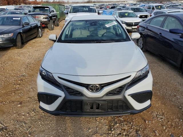 4T1G11AK3PU127616 - 2023 TOYOTA CAMRY SE NIGHT SHADE GRAY photo 5