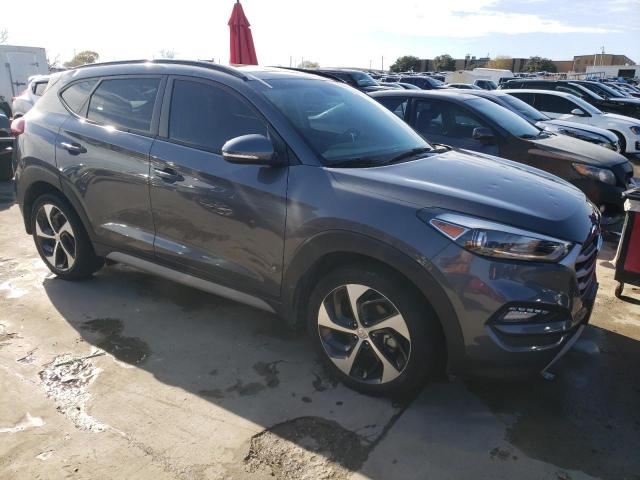 KM8J33A22JU749756 - 2018 HYUNDAI TUCSON VALUE GRAY photo 4