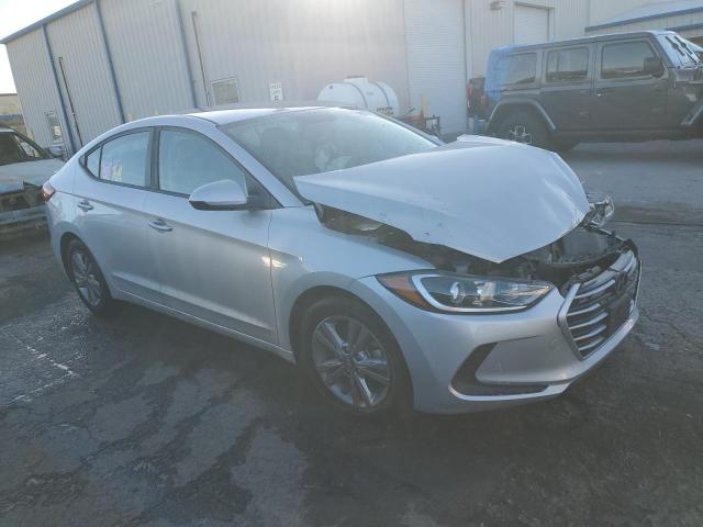 KMHD84LF7HU164248 - 2017 HYUNDAI ELANTRA SE SILVER photo 4