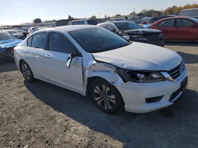 1HGCR2F34FA136748 - 2015 HONDA ACCORD LX WHITE photo 4