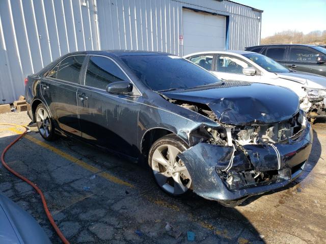 4T1BK1FK8EU541228 - 2014 TOYOTA CAMRY SE BLUE photo 4