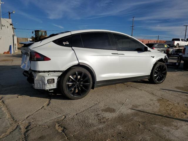 5YJXCBE22JF105248 - 2018 TESLA MODEL X WHITE photo 3