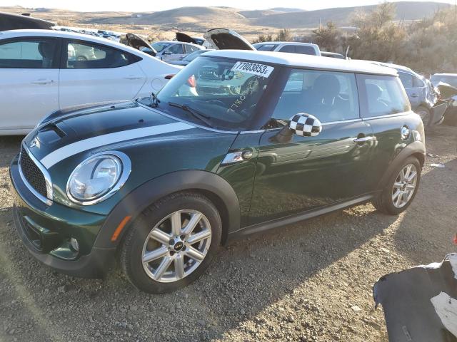 WMWSV3C56BTY16017 - 2011 MINI COOPER S GREEN photo 1