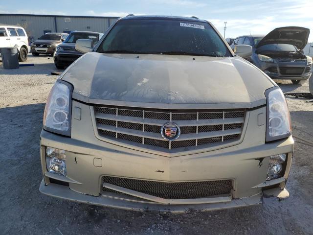 1GYEE637180131446 - 2008 CADILLAC SRX BEIGE photo 5