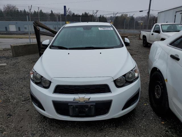 1G1JA5SG0F4118441 - 2015 CHEVROLET SONIC LS WHITE photo 5