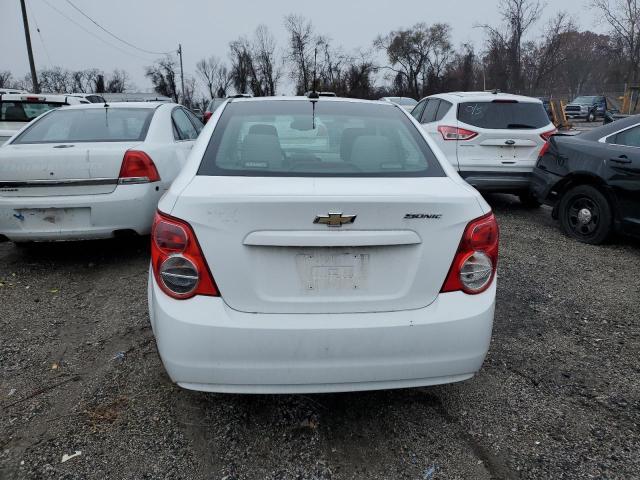 1G1JA5SG0F4118441 - 2015 CHEVROLET SONIC LS WHITE photo 6