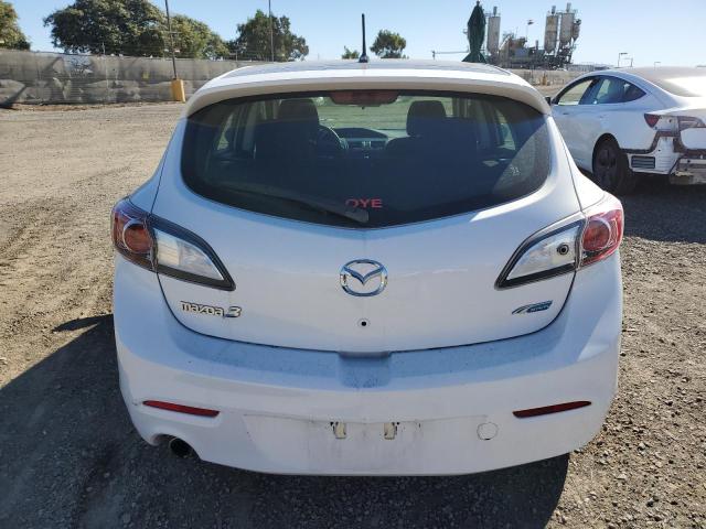 JM1BL1LP4D1825022 - 2013 MAZDA 3 I WHITE photo 6