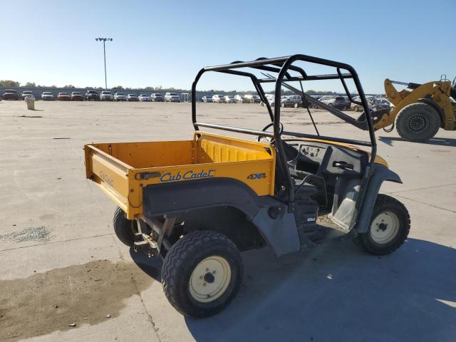 1C306G40010 - 2006 CUB LAWN MOWER YELLOW photo 4