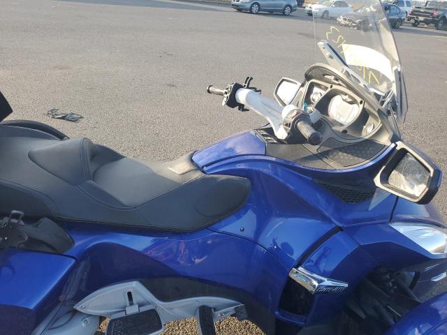 2BXJBKC10CV000502 - 2012 CAN-AM SPYDER ROA RT BLUE photo 5