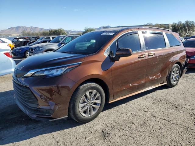 5TDKRKEC6MS011827 - 2021 TOYOTA SIENNA LE BROWN photo 1