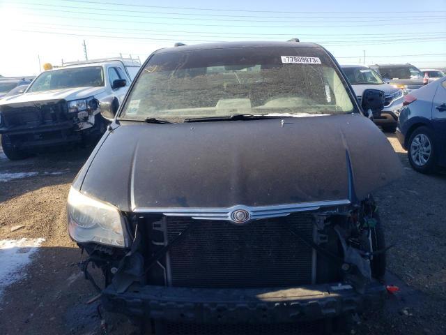 2A4RR5D19AR110317 - 2010 CHRYSLER TOWN & COU TOURING BLACK photo 5