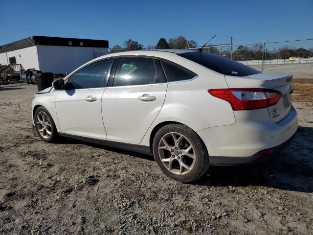 1FAHP3H27CL472873 - 2012 FORD FOCUS SEL WHITE photo 2