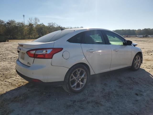 1FAHP3H27CL472873 - 2012 FORD FOCUS SEL WHITE photo 3