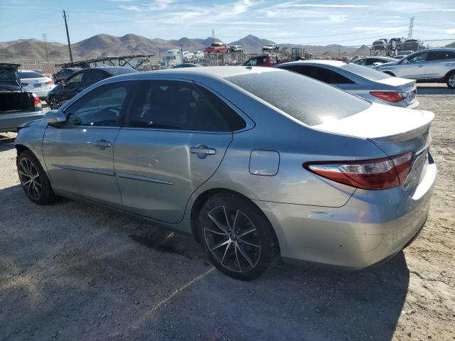 4T1BF1FK0HU653045 - 2017 TOYOTA CAMRY LE SILVER photo 2