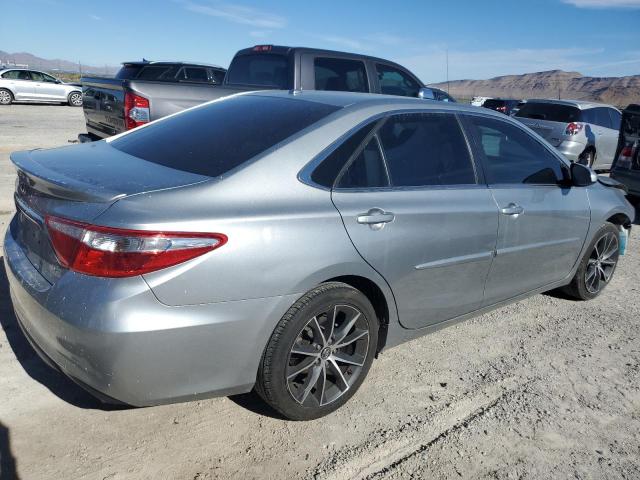 4T1BF1FK0HU653045 - 2017 TOYOTA CAMRY LE SILVER photo 3