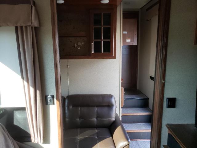 4YDF38628KE760043 - 2019 KEYSTONE AVALANCHE ბეჟი ფოტო 5