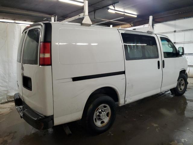 1GCWGFCA5B1186726 - 2011 CHEVROLET EXPRESS G2 WHITE photo 3