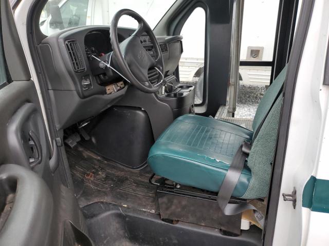 1GBJG31G021143593 - 2002 CHEVROLET EXPRESS G3 WHITE photo 7