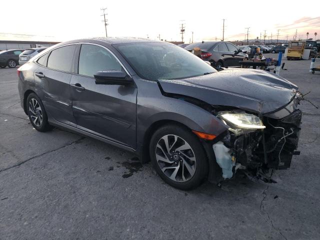 19XFC2F7XJE201169 - 2018 HONDA CIVIC EX GRAY photo 4