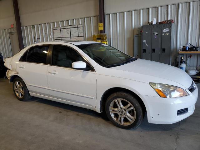 1HGCM56736A174247 - 2006 HONDA ACCORD EX WHITE photo 4