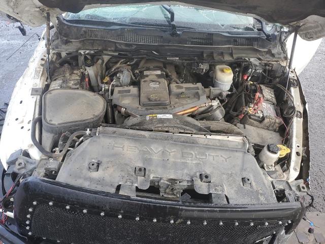 3C6UR5JL1JG366986 - 2018 RAM 2500 SLT WHITE photo 11