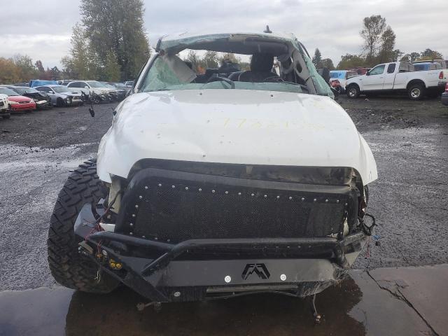 3C6UR5JL1JG366986 - 2018 RAM 2500 SLT WHITE photo 5