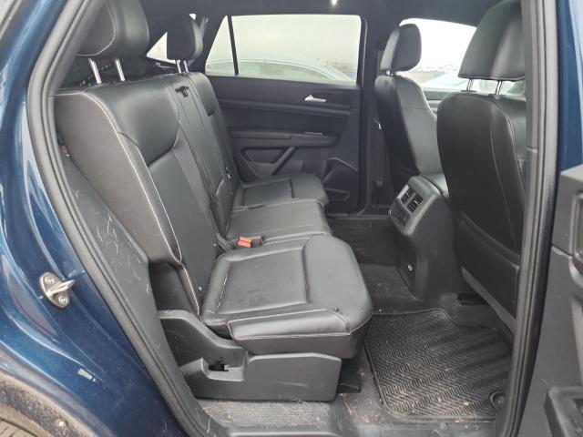 1V26E2CA7LC231099 - 2020 VOLKSWAGEN ATLAS CROS SE Синий фото 11