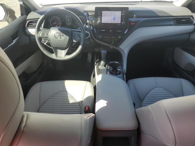 4T1G11AK4RU233561 - 2024 TOYOTA CAMRY SE NIGHT SHADE WHITE photo 8