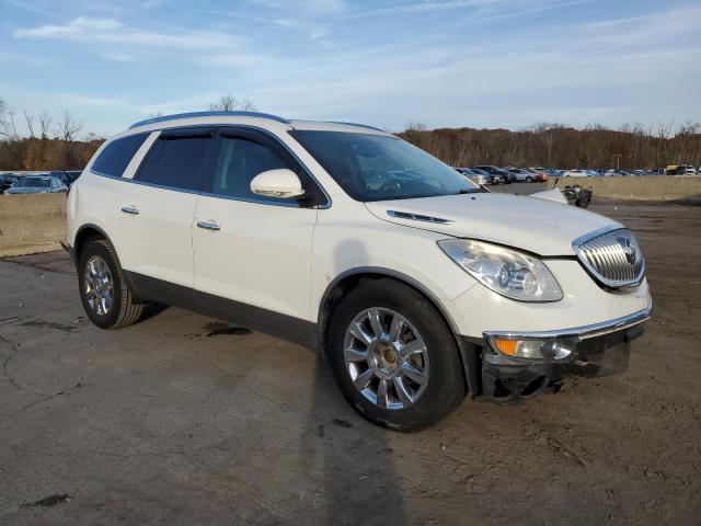 5GAKVCED3BJ281037 - 2011 BUICK ENCLAVE CXL WHITE photo 4