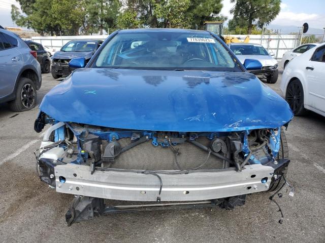 4T1B11HK1KU213905 - 2019 TOYOTA CAMRY L BLUE photo 5